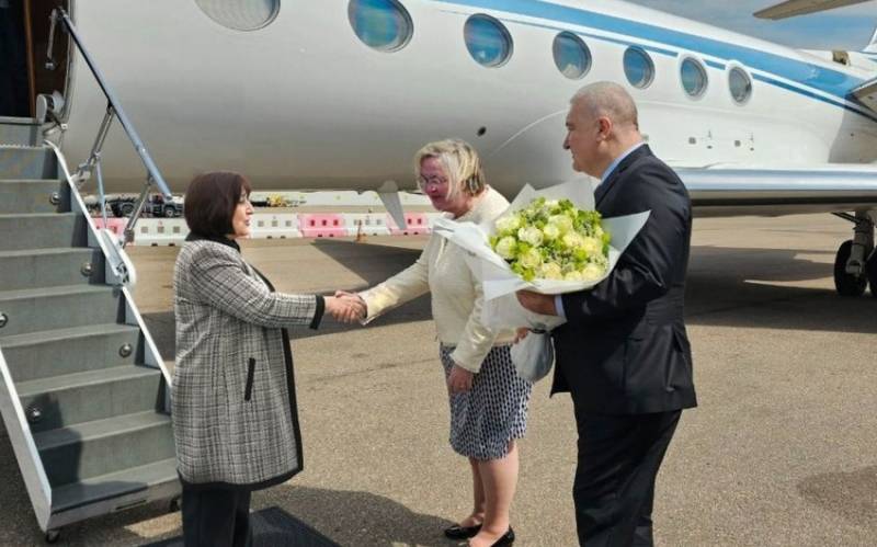 Sahibə Qafarova kralın tacqoyma mərasiminə getdi