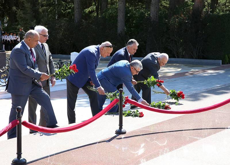 AHİK tərəfindən Ulu Öndər Heydər Əliyevin 100 illiyi münasibətilə tədbir keçirildi - FOTOLAR