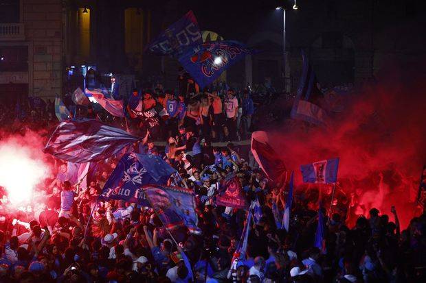 Çempionluq şənlikləri zamanı atışma: Bir “Napoli” azarkeşi öldü