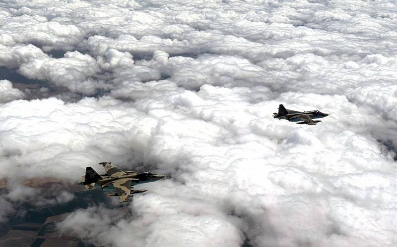 Azərbaycan Ordusunun pilotları Türkiyədəki təlimdə növbəti tapşırıqları icra edib - VİDEO