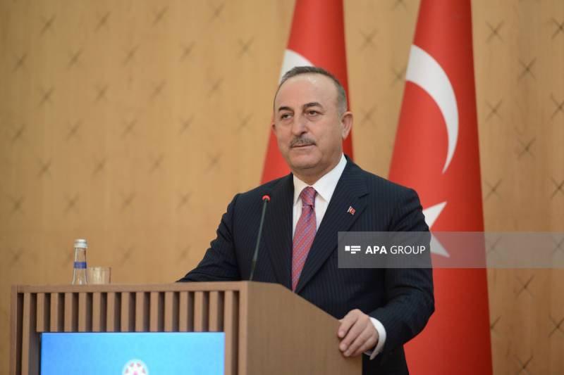 Türkün yolu TDT, Zəngəzur, Qarabağdan keçər - Çavuşoğlu
