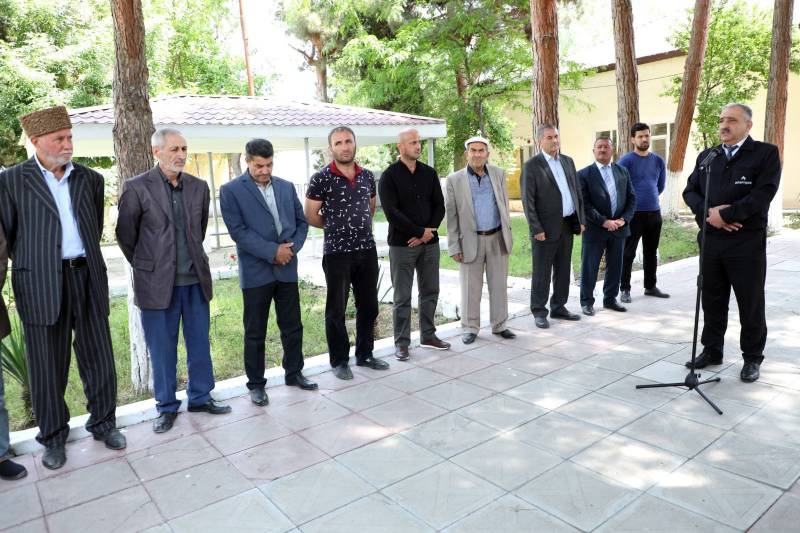 Sahibkarlar “Açıq mikrofon” qarşısında - FOTO