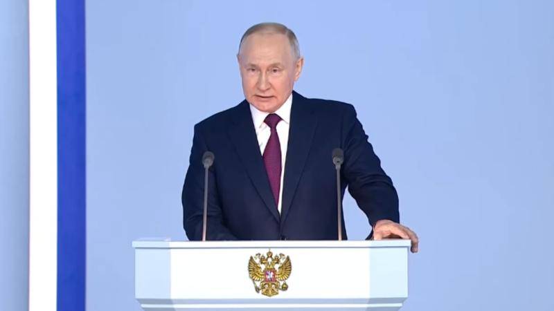 Rusiya İslam ölkələri ilə əməkdaşlığı inkişaf etdirmək istəyir - Putin