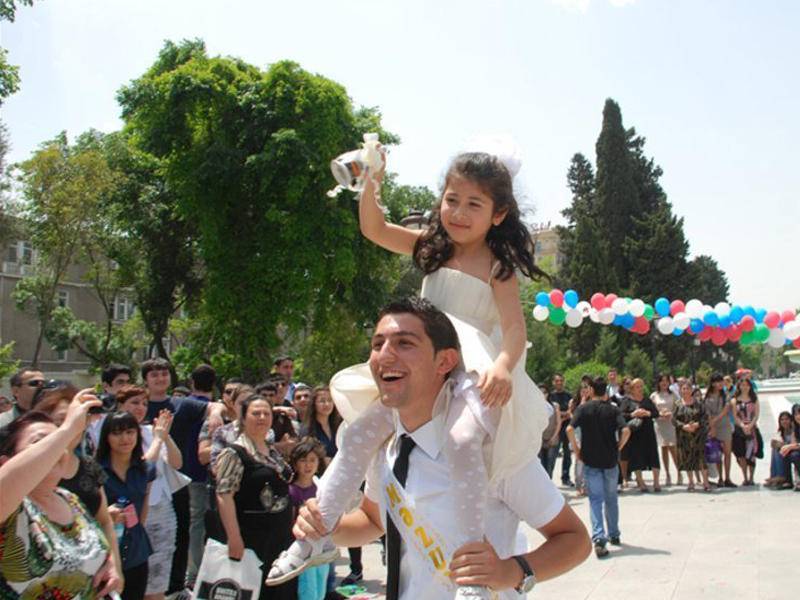 Emin Əmrullayevdən “Son zəng”lə bağlı AÇIQLAMA