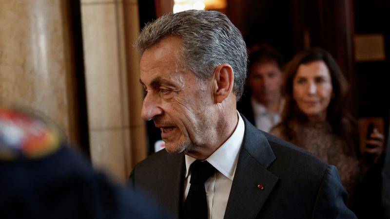 Fransa məhkəməsi keçmiş prezident Sarkozi üçün qərar verdi