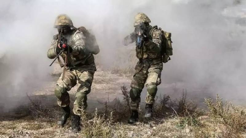 Türkiyədə terrorçularla atışmada şəhid olanların sayı artdı - FOTOLAR