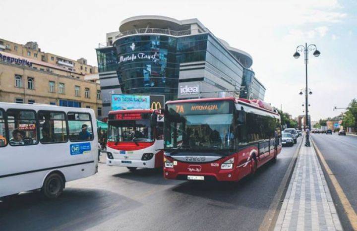 Bakıda 138 avtobus hərəkət intervalında gecikir - Siyahı