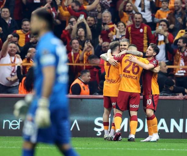 “Qalatasaray” “Çelsi”dən bu oyunçunu transfer edir - FOTO