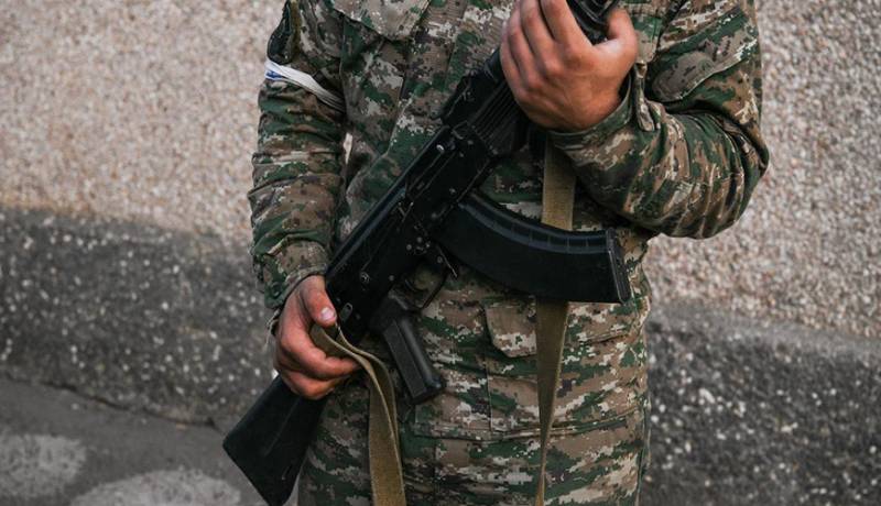 Qarabağdan Ermənistana qanunsuz silah daşıyan şəxslərə HÖKM OXUNDU