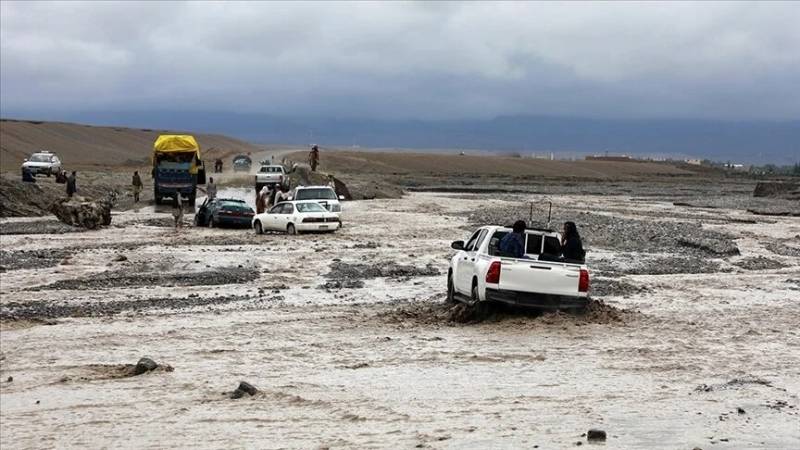 Daşqınlar nəticəsində 13 nəfər öldü