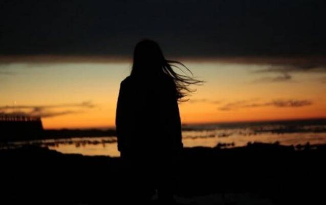 17 yaşlı qız ad günündə itkin düşdü