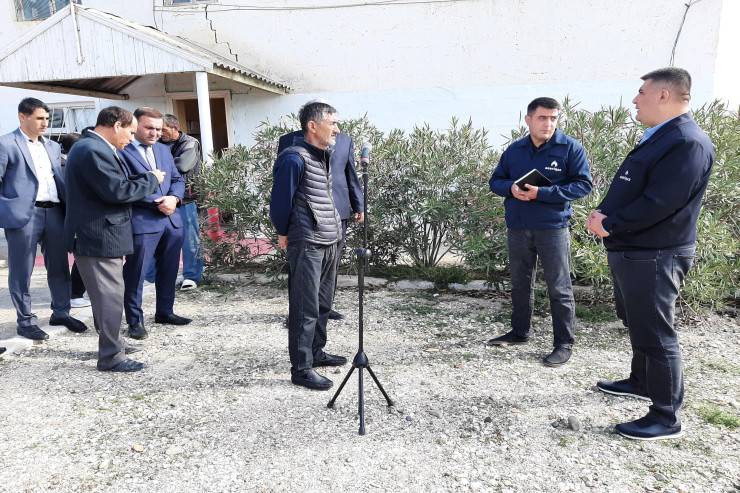 Atbulaq kəndinin sakinləri həftənin ilk “Açıq mikrofon”unda - FOTOLAR