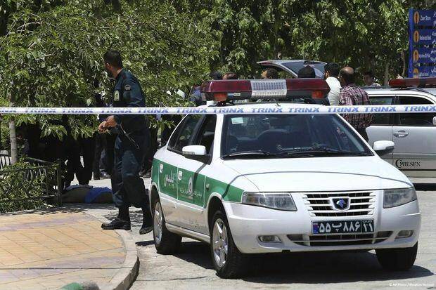 İranda terror aktı: Ölən var