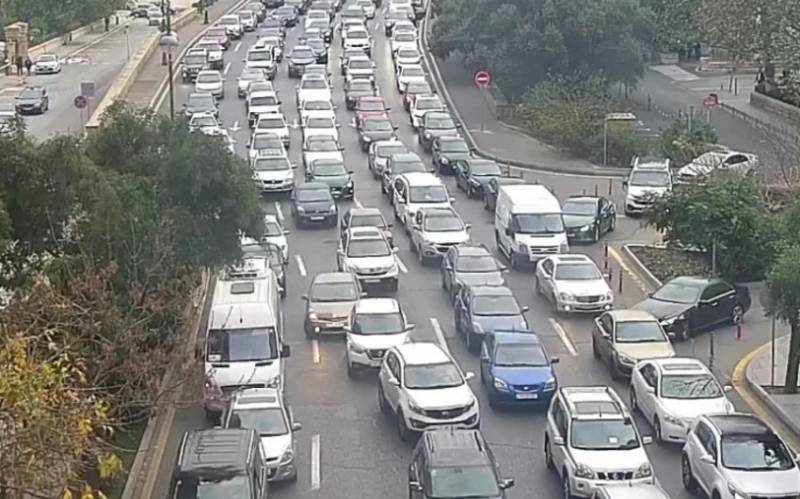 Bakıda bu yollarda tıxac var - SİYAHI