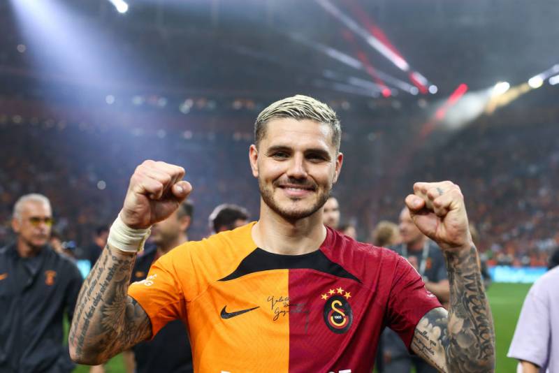 İkardi \"Qalatasaray\"ı İtaliya nəhənginə dəyişir