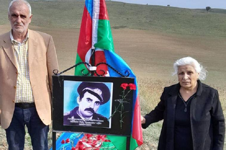 Milli Qəhrəmanın məzarı 31 ildən sonra ziyarət olunub - FOTO