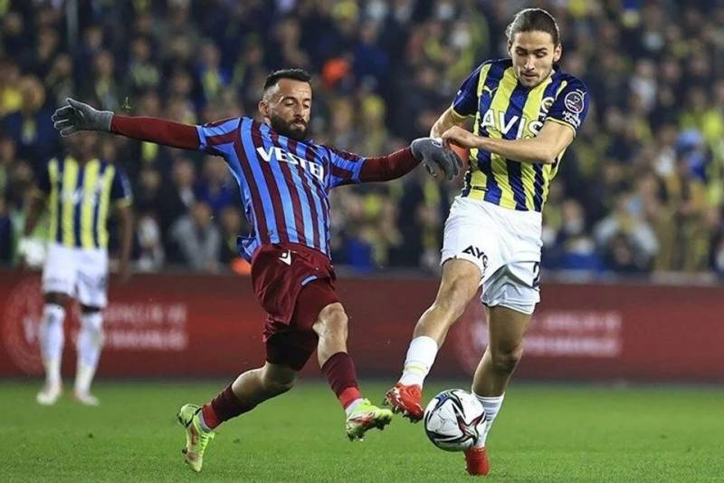 \"Fənərbaxça\" mövsümdə ilk məğlubiyyətini aldı