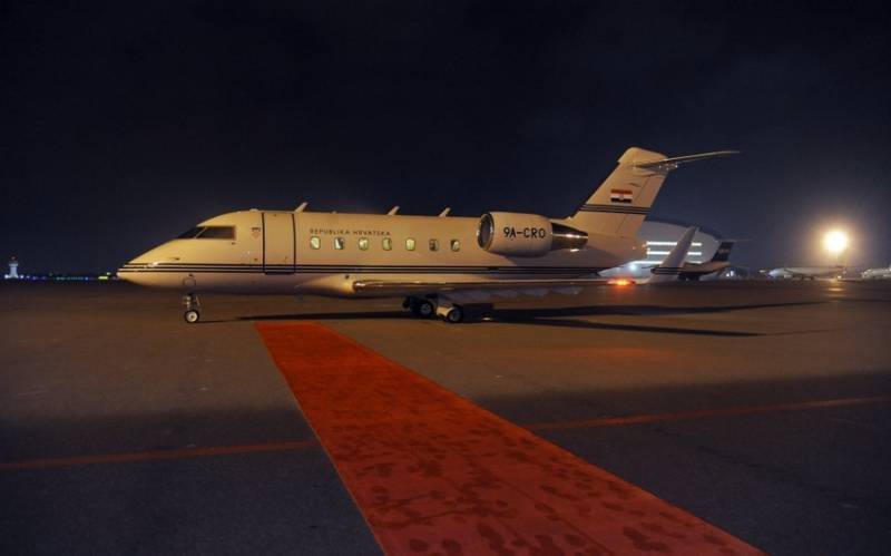 Baş nazirin Bakıya səfəri başa çatdı 