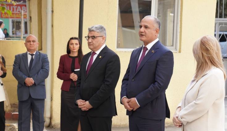 Binəqədidə yerli sakinlərlə görüş keçirildi - FOTOLAR