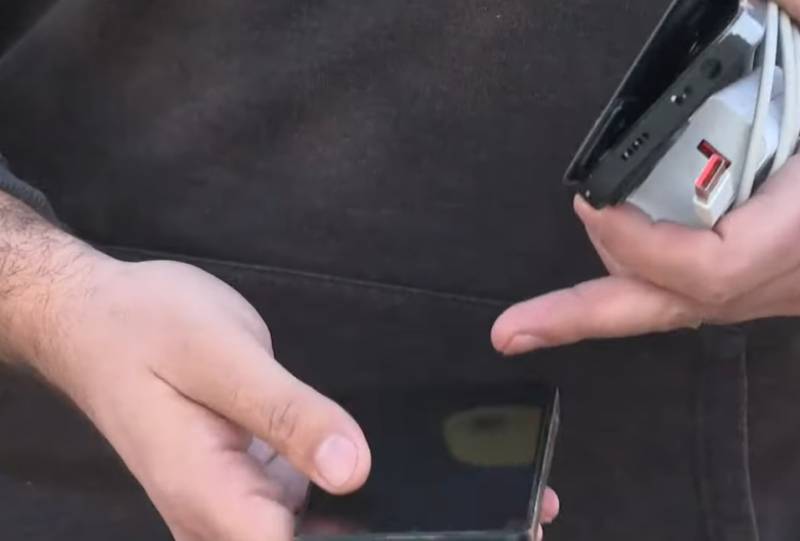 Telefonlar bu halda əlinizdə partlaya bilər! - VİDEO