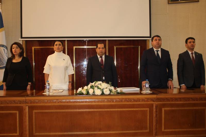 BDU-da “Tarixin Heydər Əliyev zirvəsi” adlı tədbir keçirildi - FOTOLAR