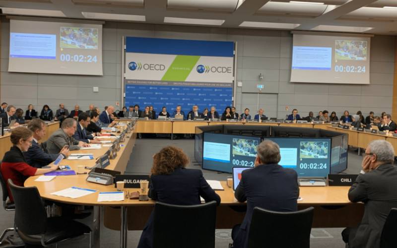 Azərbaycan nümayəndələri Paris toplantısında