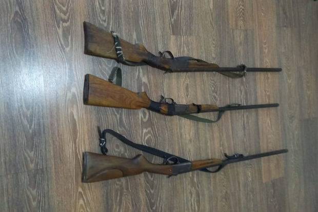 Qanunsuz ov edənlər saxlanıldı - Silahları götürülüb