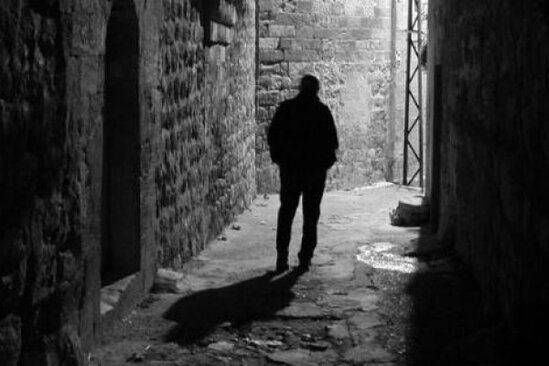 Bakıda ŞOK OLAY: Bu dəfə 8 uşaq atası evdən qaçdı - VİDEO