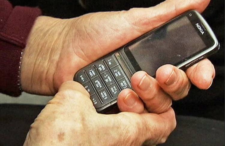 Bakıda yüksəkvəzifəli şəxslərə zəng edən Samirin - Şok fırıldağı