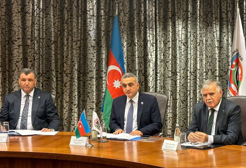 Vəkillər Kollegiyası Rəyasət Heyətinin növbəti iclası keçirildi - FOTOLAR