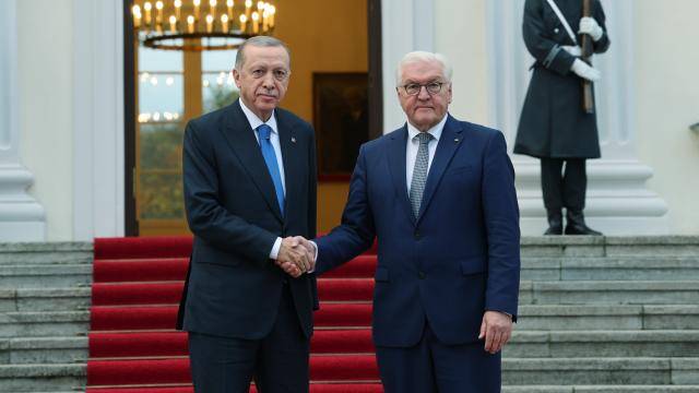 Ərdoğan alman həmkarı ilə Qəzzanı müzakirə etdi