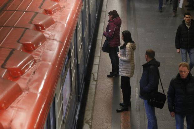 Moskva metrosunda silahlı insident baş verdi