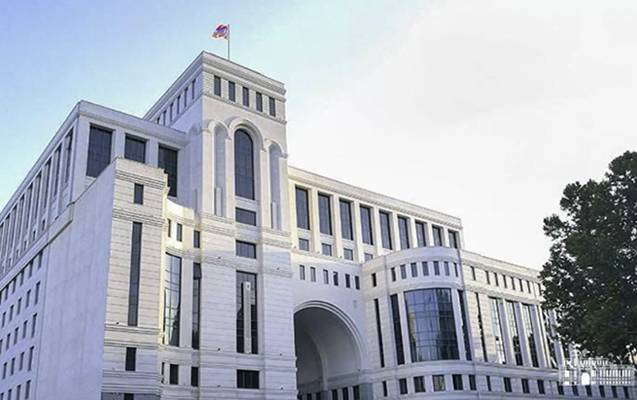 “İrəvan Bakı ilə danışıqlara hazırdır” 