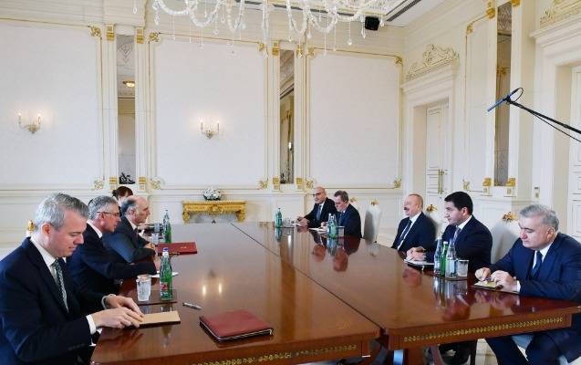 Prezident qəbul keçirdi - YENİLƏNDİ (FOTO)