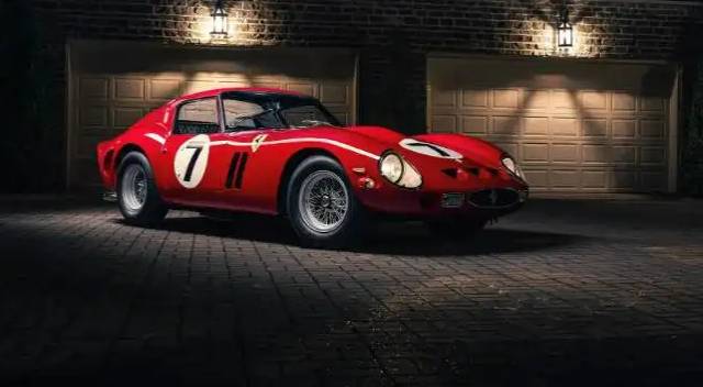 1962 model Ferrari rekord qiymətə satıldı - Cəmi 39 ədəd istehsal edilib