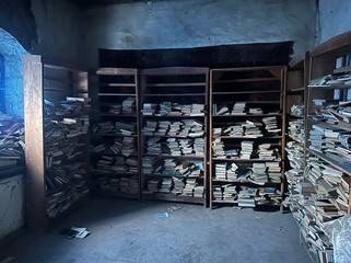 Ermənilər kitabxananı silah anbarı kimi istifadə edirmiş... 