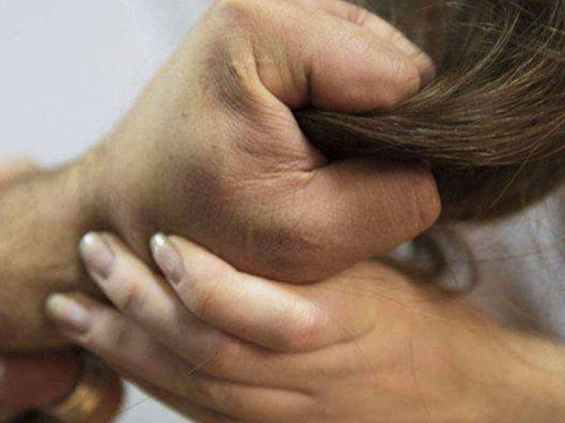 Xırdalanda sərxoş müştəri kafedə qadını saçından tutub sürüdü və... 