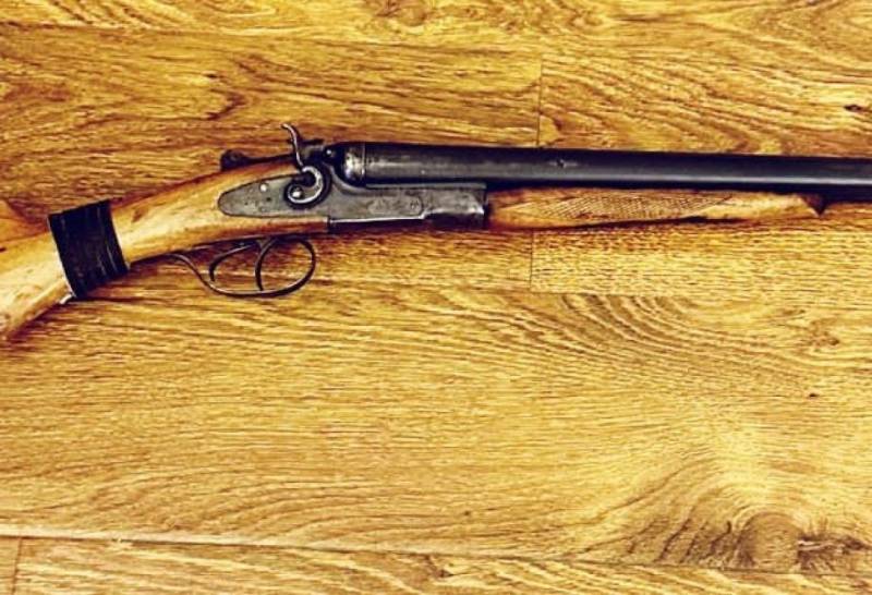 Qobu sakini qanunsuz saxladığı odlu silahı polisə təhvil verdi