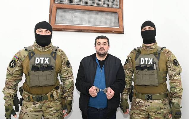 Araik qızlarını və həyat yoldaşını Bakıya gətirmək istəyir