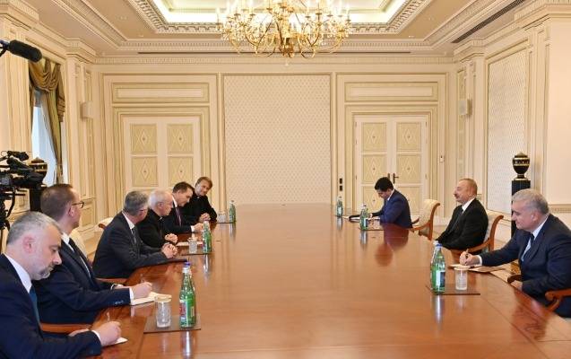 İlham Əliyev Anqlikan Kilsəsinin dini rəhbərini qəbul etdi - YENİLƏNDİ