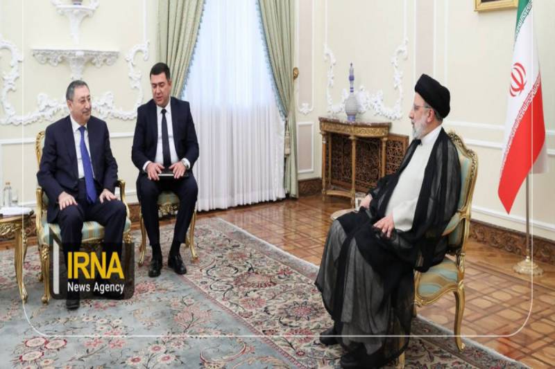 Xələf Xələfov İran Prezidenti ilə danışıqlar apardı