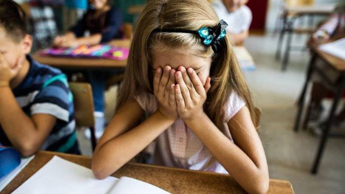 Şagirdinə qarşı əxlaqsızlıq edən 73 yaşlı müəllim cəzalandırıldı