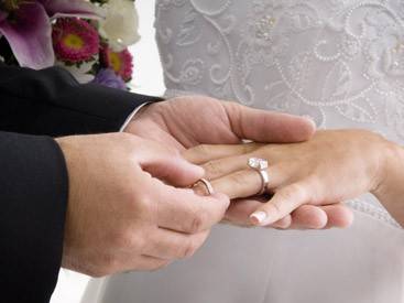 Azərbaycanın məşhur aktyoru həyat yoldaşından ayrıldı