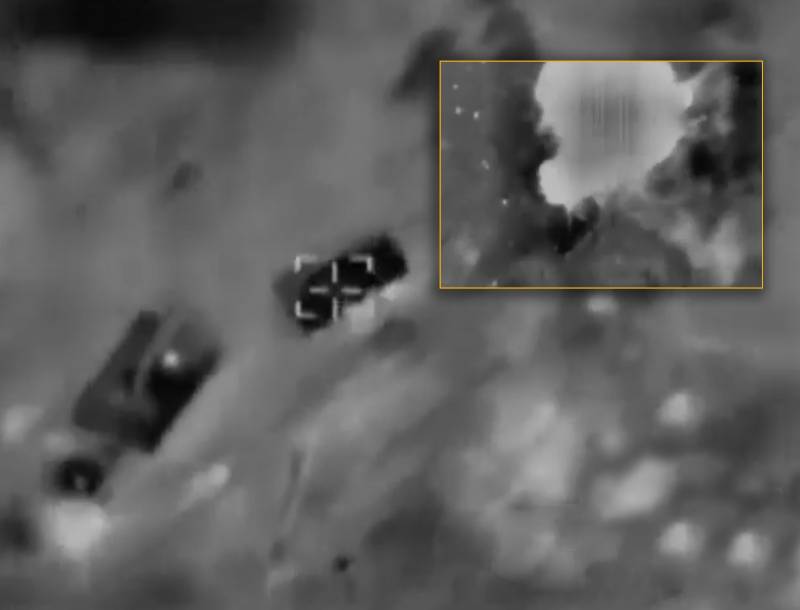 İsrail aviasiyası HƏMAS-ın avtomobillərini bombalayıb - VİDEO