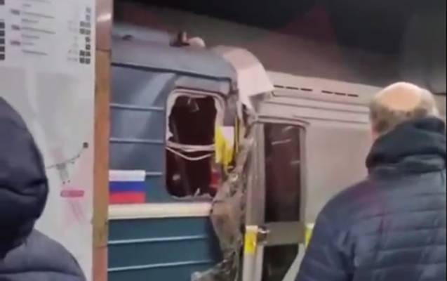 Moskva metrosunda qatarlar toqquşdu - VİDEO