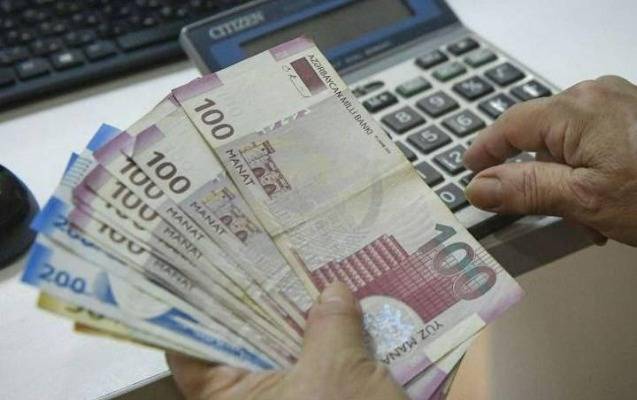 Azərbaycanın dövlət büdcəsinin kəsiri bir milyard manatı keçib