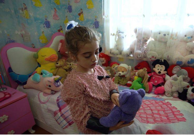 Gəncə terrorunda ailələrini itirmiş uşaqlardan bəhs edən sənədli film hazırlandı - VİDEO