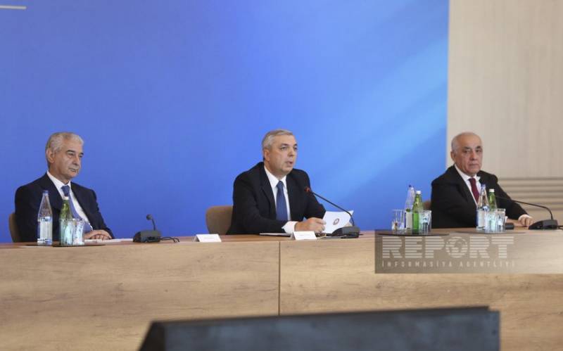 \"Xalqımız Prezident İlham Əliyevin ətrafında sıx birləşərək ardınca irəliyə doğru addımlayır” - PA rəhbəri