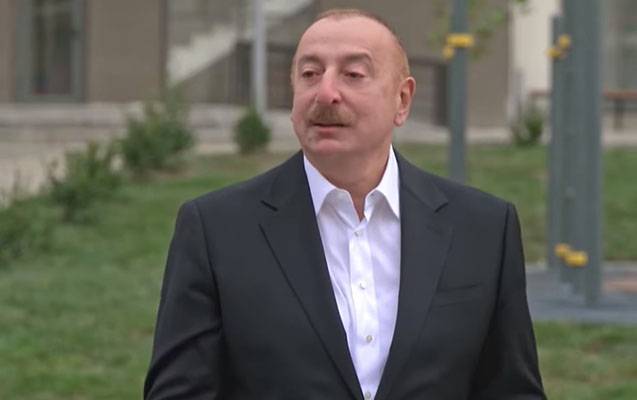 Prezidentin kövrəldiyi anlar - VİDEO