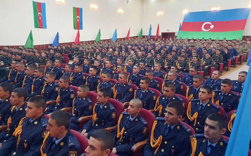 Hərbçilər 18 Oktyabrı qeyd etdi 